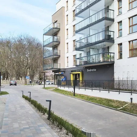 Zajezdnia Wrzeszcz With Balcony By Renters Lejlighed