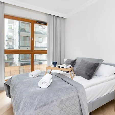 Zajezdnia Wrzeszcz With Balcony By Renters * Gdansk