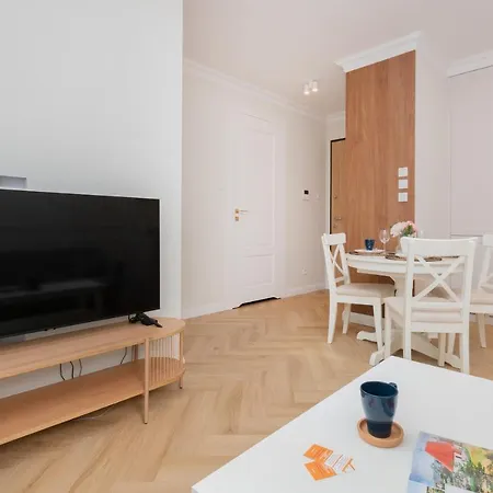 Zajezdnia Wrzeszcz With Balcony By Renters